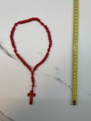 Dřevěný růženec - 8 mm - barva červený