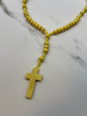 Dřevěný růženec - 8 mm - barva žlutý